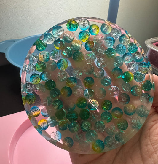 Blue and yellow reusable picky pad